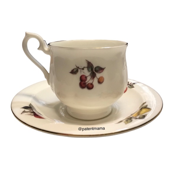 STAFFORDSHIRE ENGLAND FINE BONE CHINA FLUTED STRAWBERRY FRUIT TEA CUP AND SAUCER - Picture 2 of 7